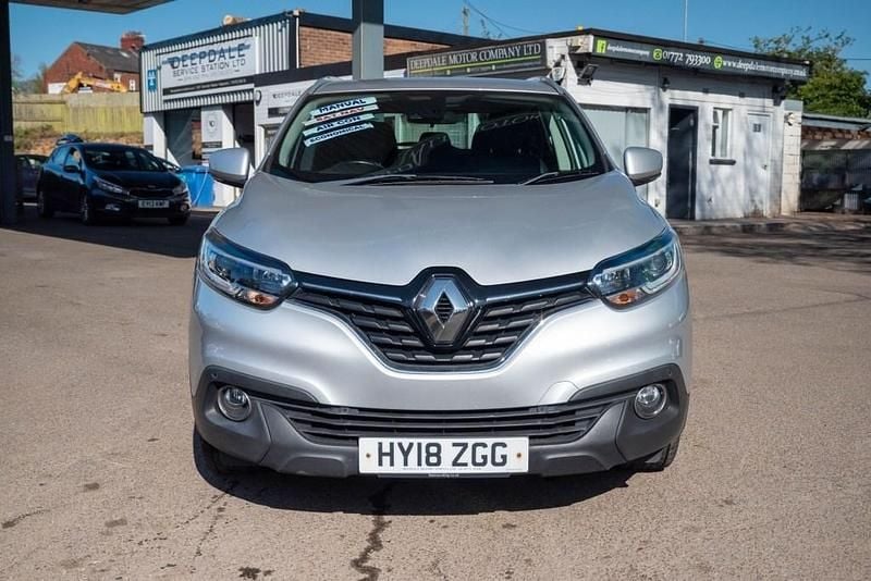 Begagnad Renault Kadjar Dynamique 130 HK (95 kW) 2018 Silver SUV