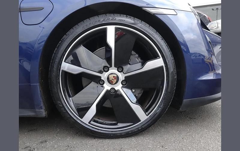 Used Porsche Taycan 300 kW (408 HP) 2024 Blue Estate