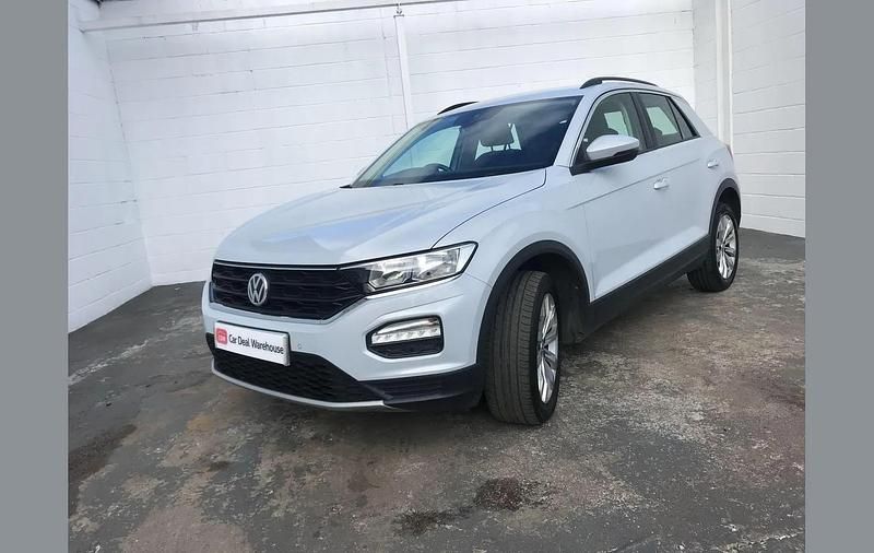 Używany VW T-Roc SE 113 KM (83 kW) 2019 Srebrny SUV