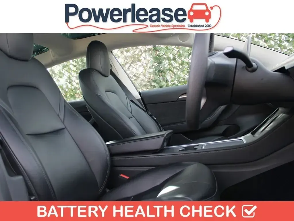 Used Tesla Model 3 Standard Range Plus 177 kW (241 HP) 2022 White Sedan