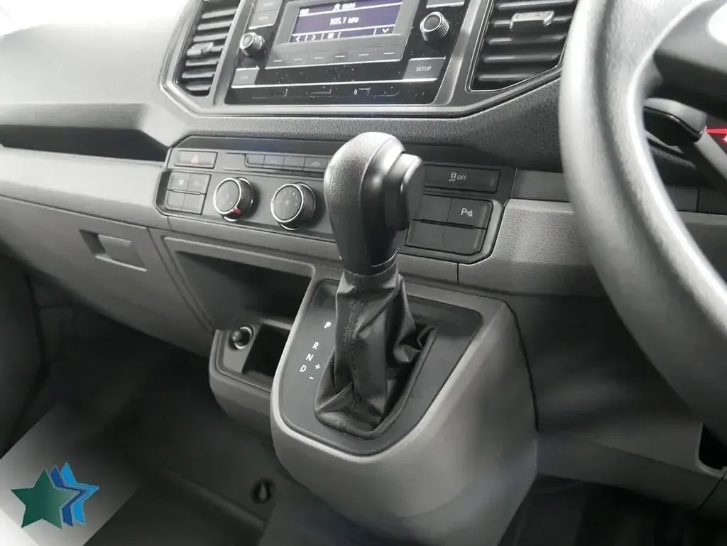 Usado VW Crafter Startline 140 HP (102 kW) 2024 Branco Van