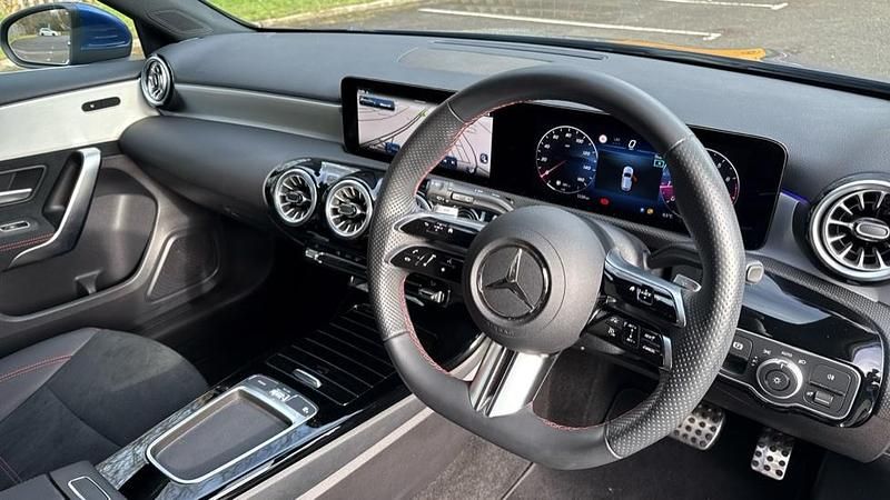 Used Mercedes A180 Executive 136 HP (100 kW) 2024 Blue
