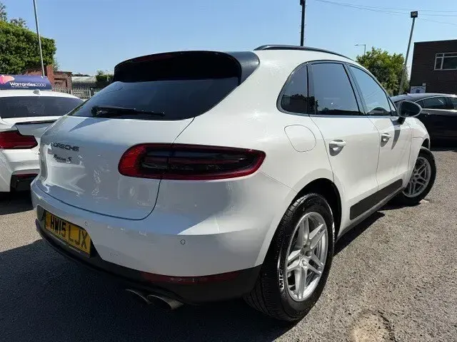 Used Porsche Macan 340 HP (250 kW) 2015 White SUV