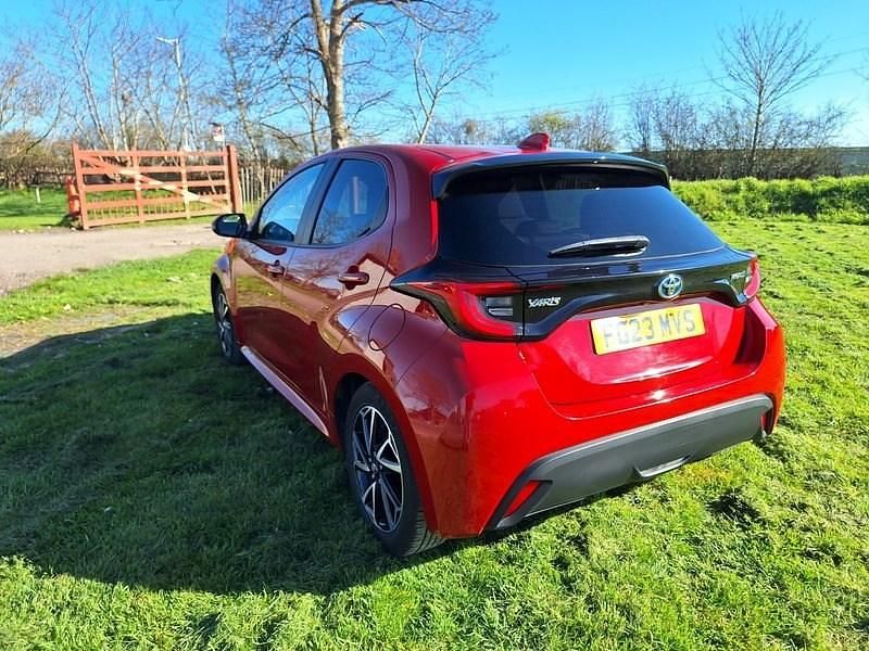 Used Toyota Yaris Hybrid Design 2023 Red Hatchback