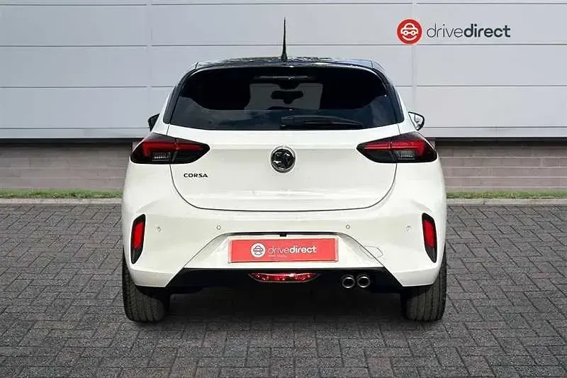 Używany Vauxhall Corsa Ultimate 130 KM (95 kW) 2023 Biały Hatchback