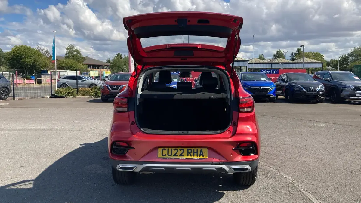 Used MG ZS Exclusive 106 HP (77 kW) 2022 Red SUV