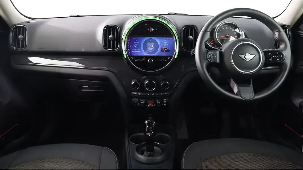Used Mini Cooper Countryman Classic 134 HP (98 kW) 2022 Silver SUV