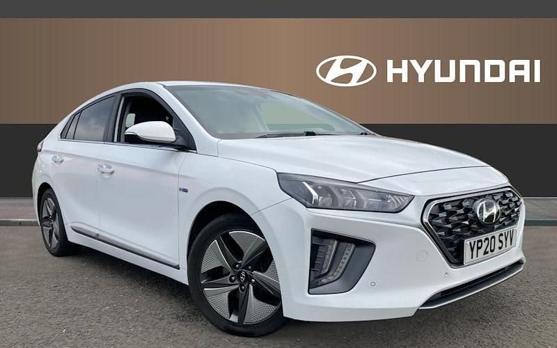 Used 2019 Hyundai Ioniq Premium SE Sedan | £15,181 (A bit pricey) - Image 1/4