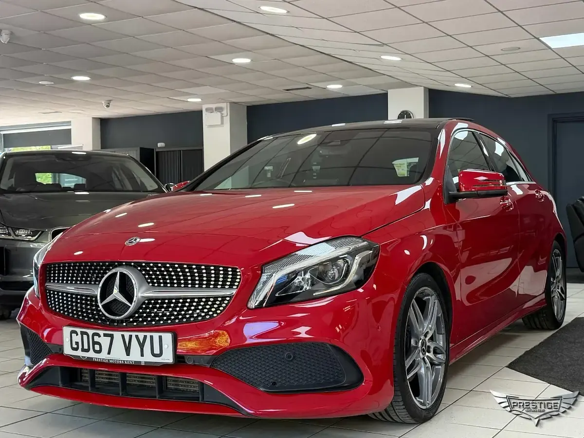 Used Mercedes A180 AMG Line Premium Plus 122 HP (89 kW) 2018 Hatchback