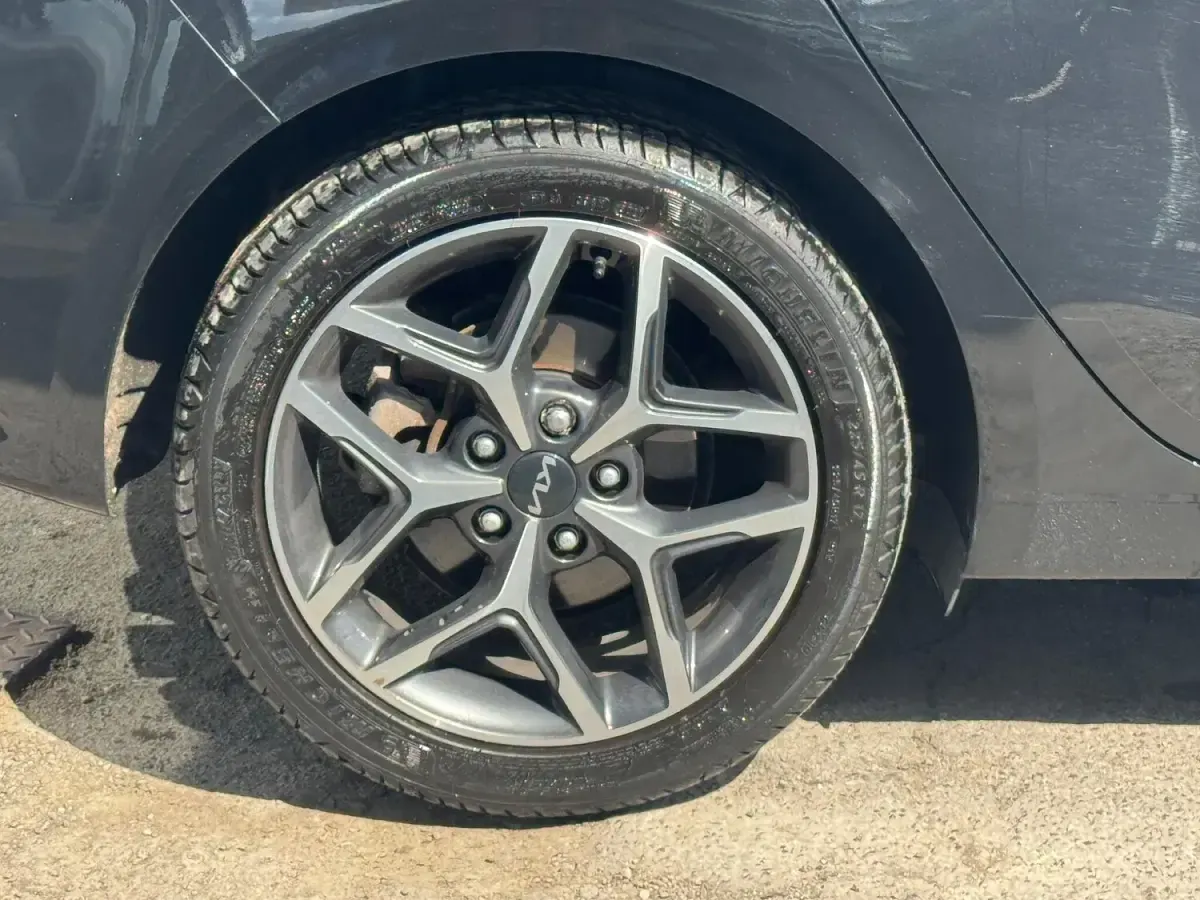 Used Kia Ceed 158 HP (116 kW) 2022 Black Hatchback
