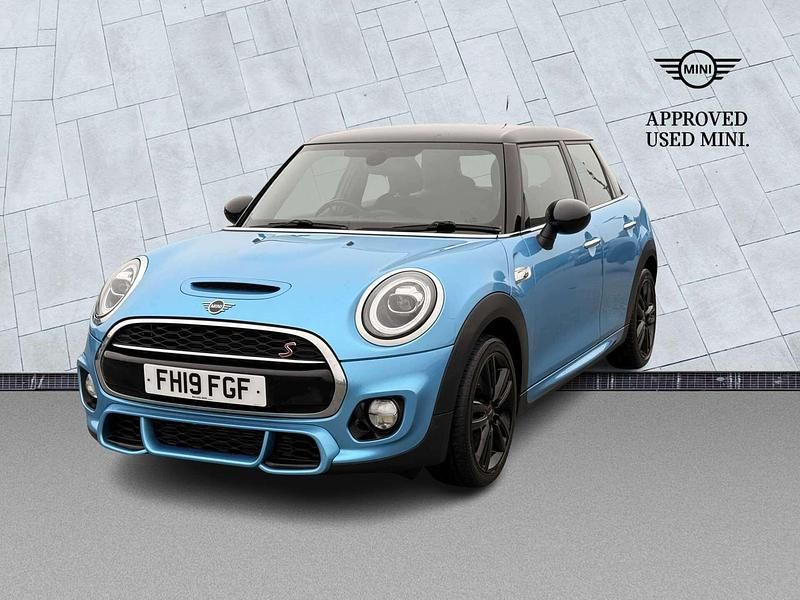 Used Mini Cooper S Hatch 189 HP (139 kW) 2019 Blue Hatchback
