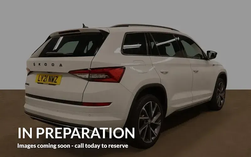 Used Skoda Kodiaq SportLine 150 HP (110 kW) 2021 White SUV