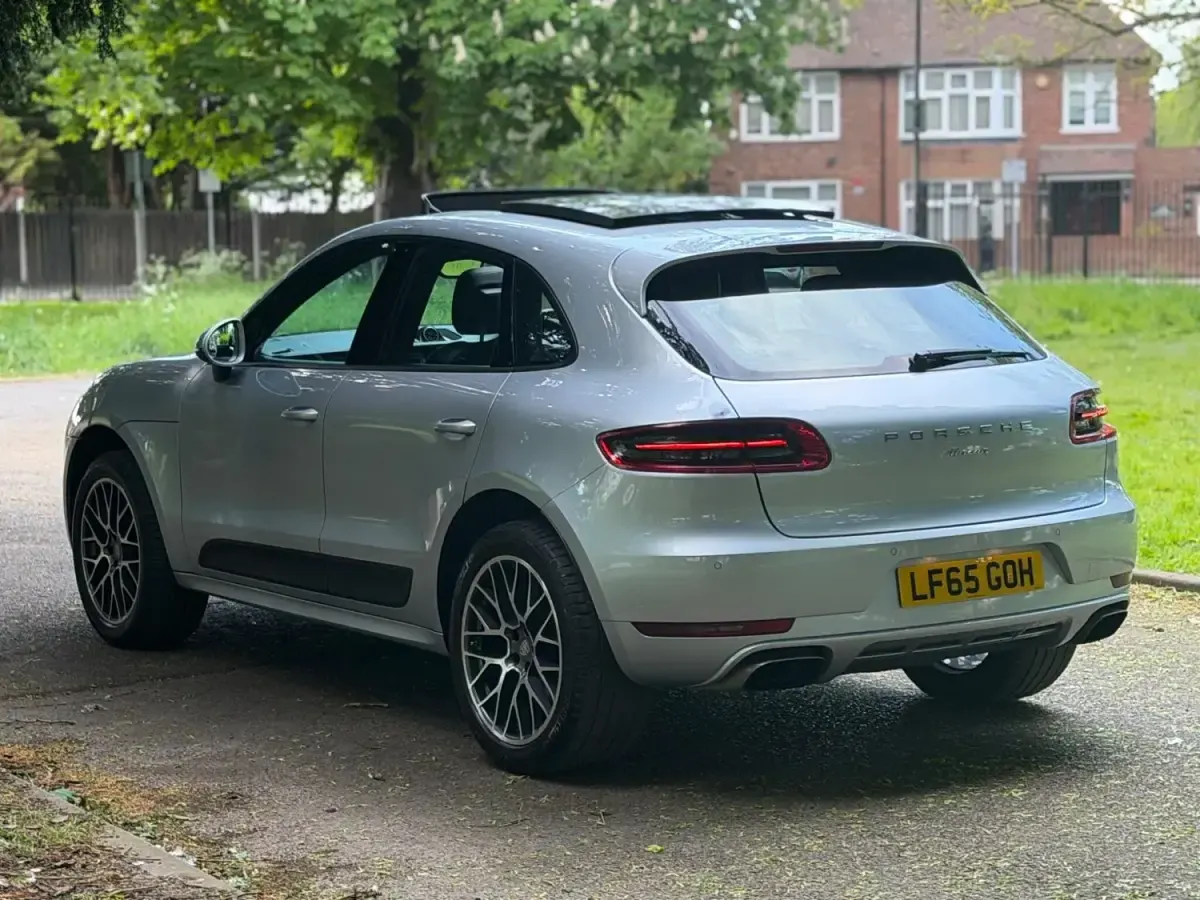 Usado Porsche Macan 2015 Prateado SUV