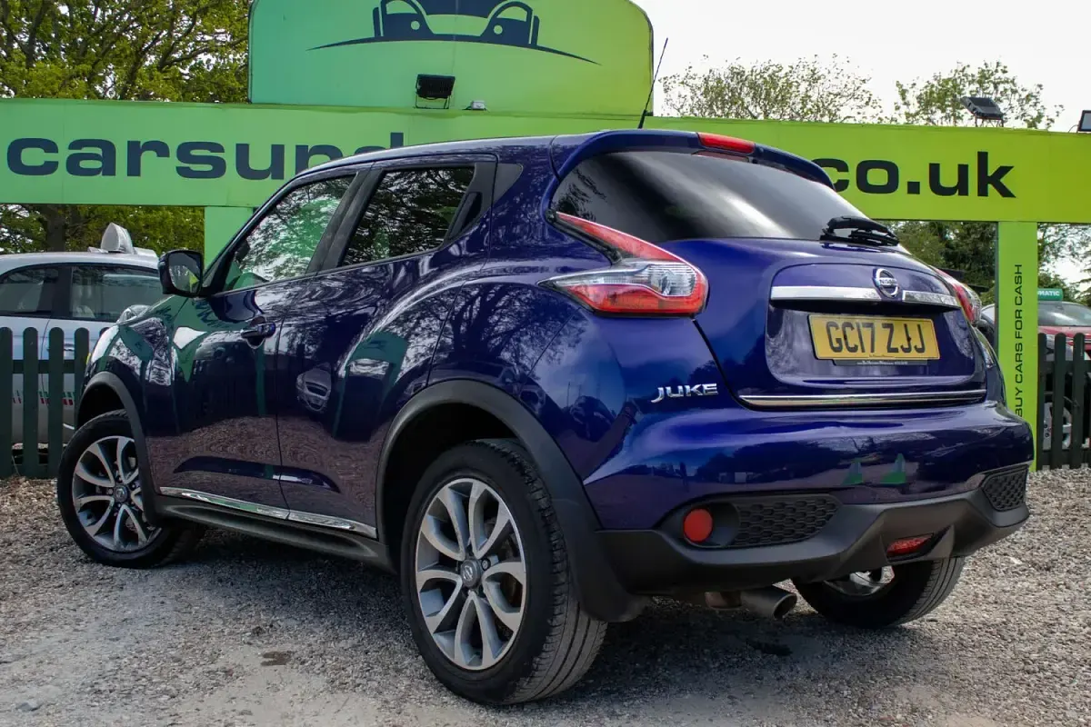 Used Nissan Juke Tekna 110 HP (80 kW) 2017 Blue SUV
