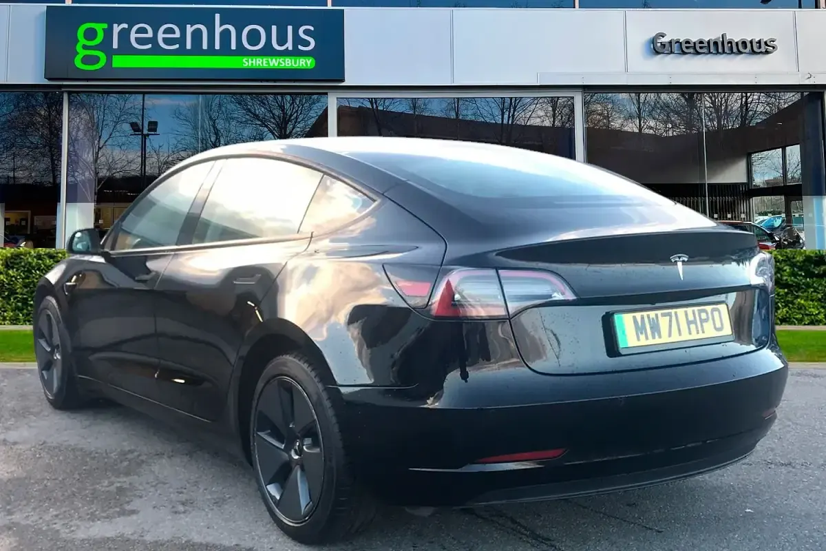 Used Tesla Model 3 Standard Range 208 kW (283 HP) 2021 Sedan