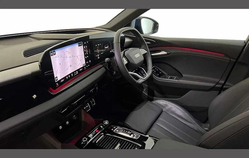 New Audi Q6 e-tron S-Line 280 kW (382 HP) 2026 Blue SUV