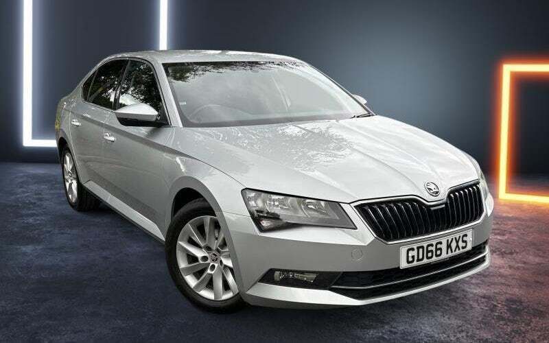 Used 2018 Skoda Superb SE Hatchback | £8,990 (Good price) - Image 1/4