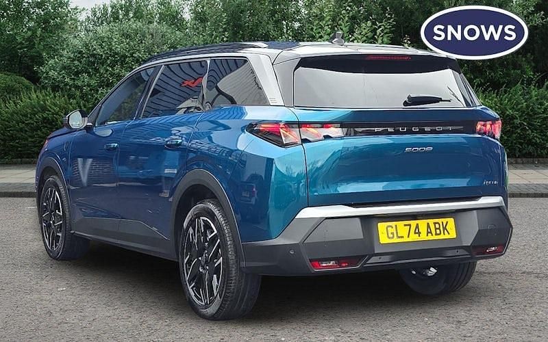 Used Peugeot 5008 GT 136 HP (100 kW) 2024 Obsession blue SUV