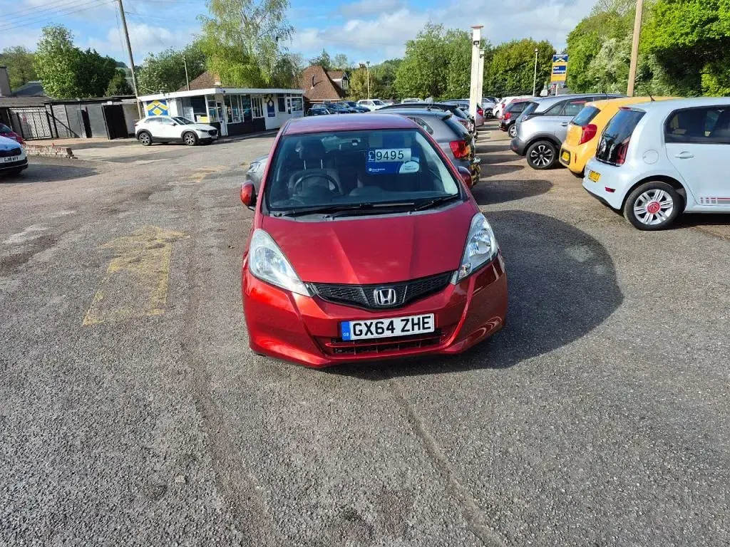 Used Honda Jazz ES 99 HP (72 kW) 2014 Red Hatchback