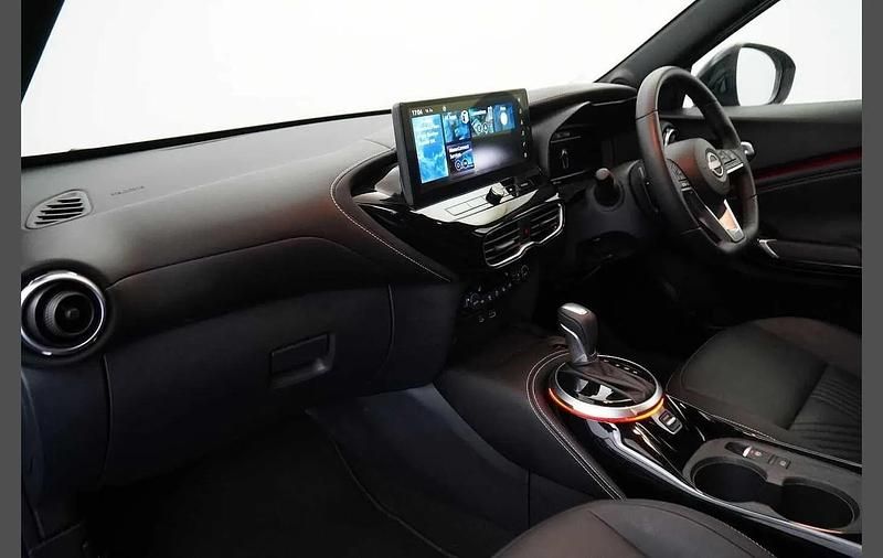 Used Nissan Juke Tekna 114 HP (83 kW) 2025 Blue SUV