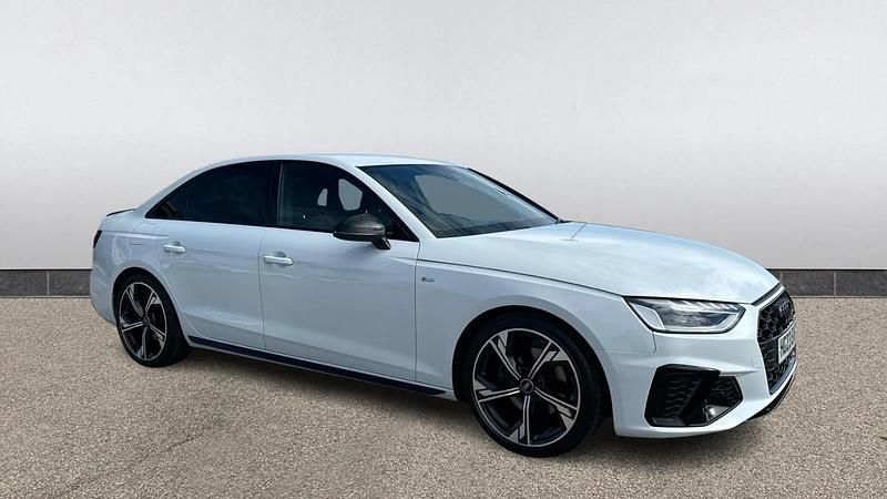 Used Audi A4 Black Edition 150 HP (110 kW) 2023 White Sedan