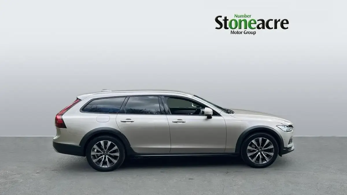 Used Volvo V90 CC Plus 2022 Gold Estate