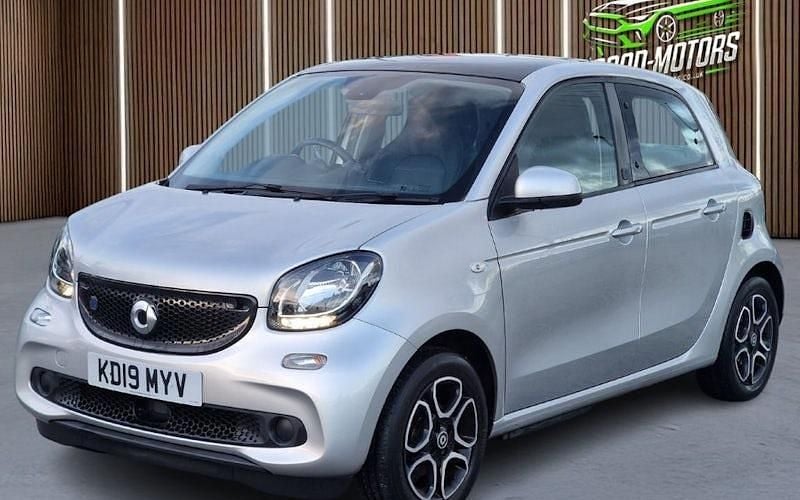 Used 2018 Smart ForFour Electric Drive Premium Hatchback | £6,759 (Fair price) - Image 1/4