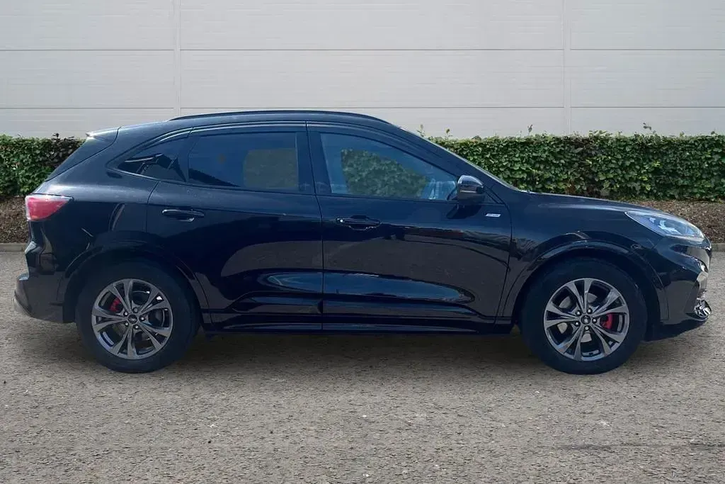 Used Ford Kuga ST-Line 190 HP (139 kW) 2023 Black SUV