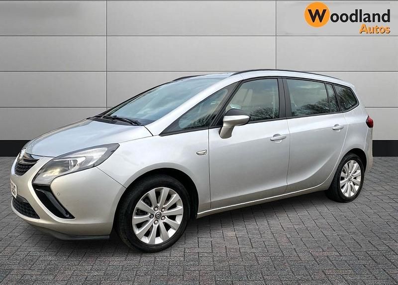 Silver Used 2016 Vauxhall Zafira Design Edition MPV | £4,493 (Good price) - Image 1/4