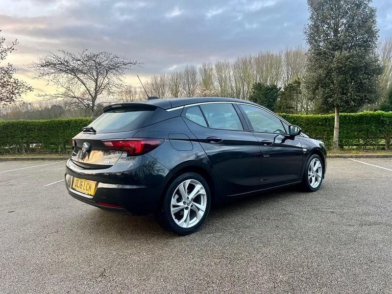 Used Vauxhall Astra SRi 2016 Black Hatchback