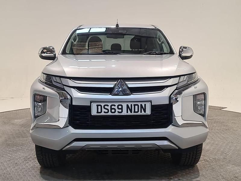 Used Mitsubishi L200 Warrior 150 HP (110 kW) 2019 Silver Pickup