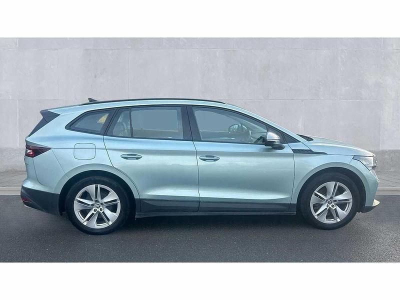 Used Skoda Enyaq iV Loft 97 kW (132 HP) 2021 Arctic silver metallic SUV