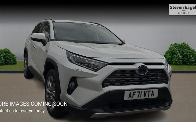 Used 2025 Toyota RAV4 Estate | £30,646 (Good price) - Image 1/4