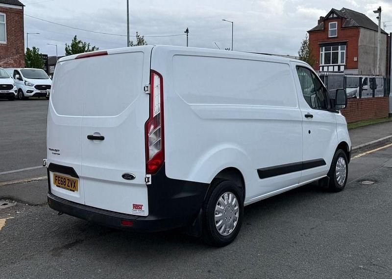 Used Ford Transit Custom 105 HP (77 kW) 2018 White Van