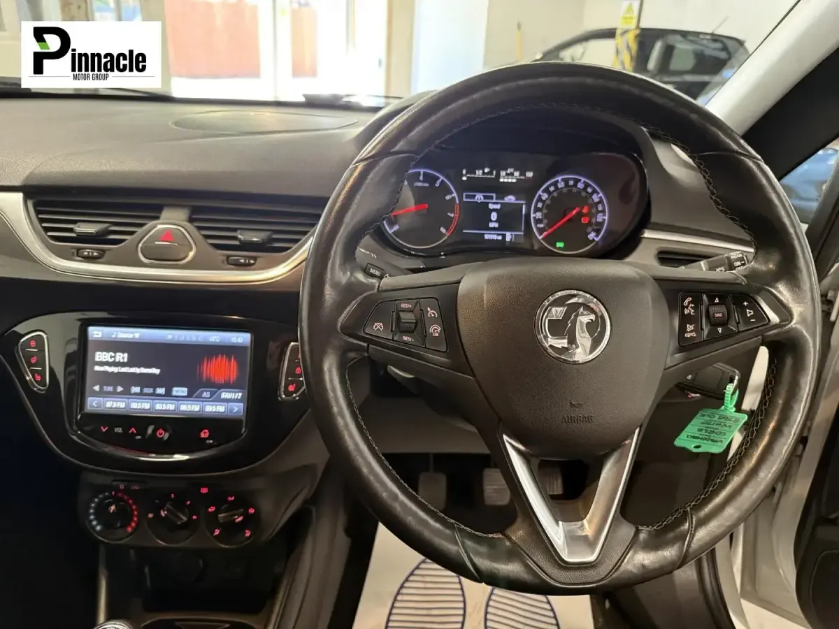 Second-hand Vauxhall Corsa 70 CP (51 kW) 2015 Alb Hatchback