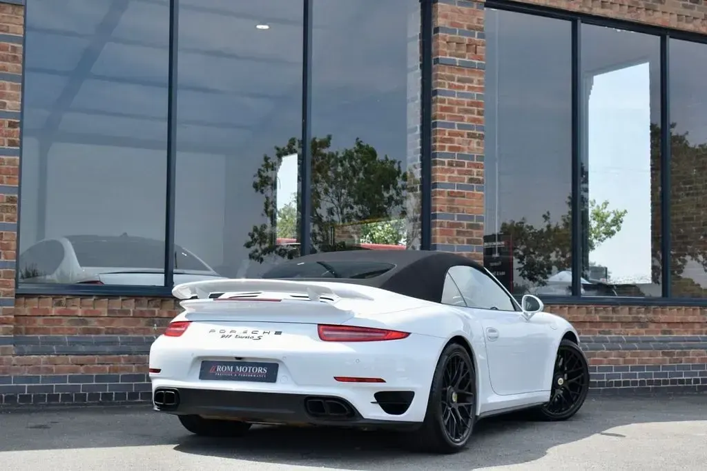Used Porsche 911 Turbo S Cabriolet 560 HP (411 kW) 2015 White Cabriolet