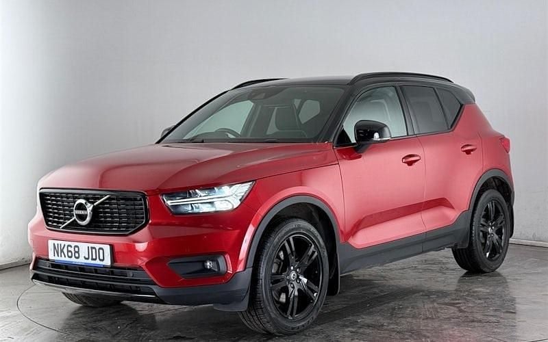 Used Volvo XC40 R-Design 190 HP (139 kW) 2019 Red SUV