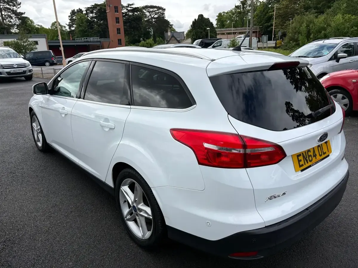 Used Ford Focus Titanium 182 HP (133 kW) 2015 White Estate