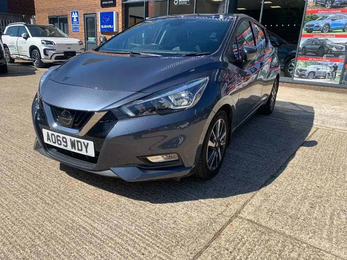 Used Nissan Micra Tekna 100 HP (73 kW) 2020 Grey Hatchback