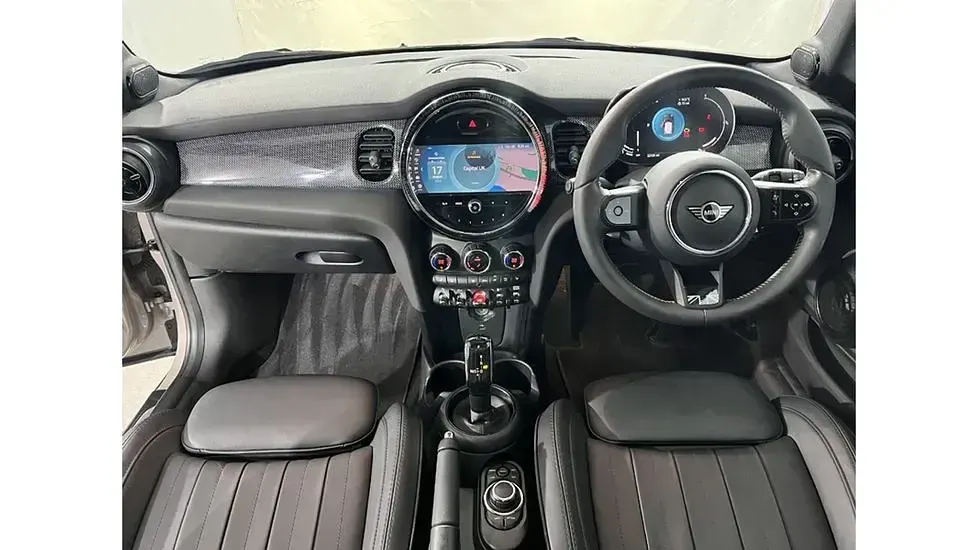 Used Mini Cooper Exclusive 134 HP (98 kW) 2023 Grey Hatchback