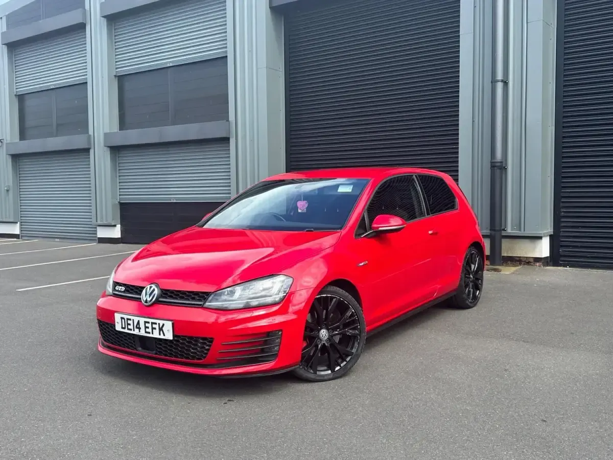 Used VW Golf VII GTD 2014 Red Hatchback