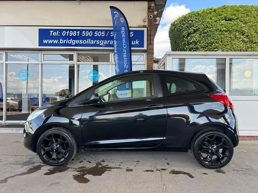 Used Ford Ka Zetec 69 HP (50 kW) 2016 Black Hatchback