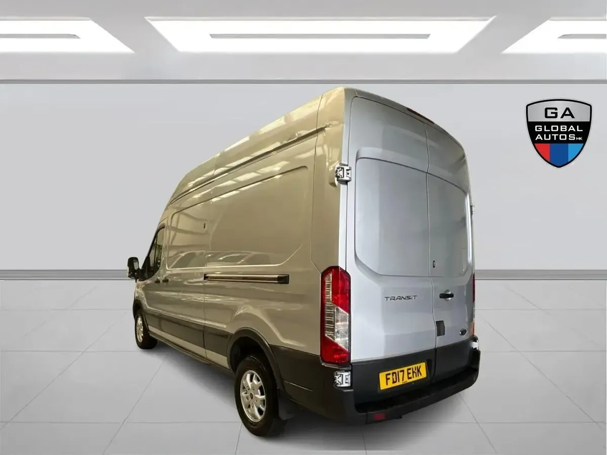 Used Ford Transit 130 HP (95 kW) 2017 Silver Van