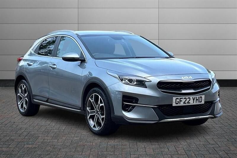 Silver Used 2022 Kia XCeed 2 SUV | £16,850 (Fair price) - Image 1/2