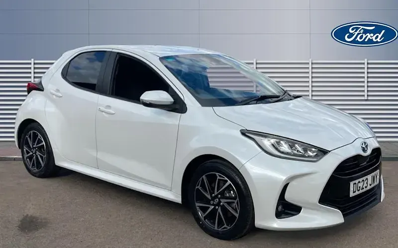 Used Toyota Yaris Design 116 HP (85 kW) 2023 Hatchback