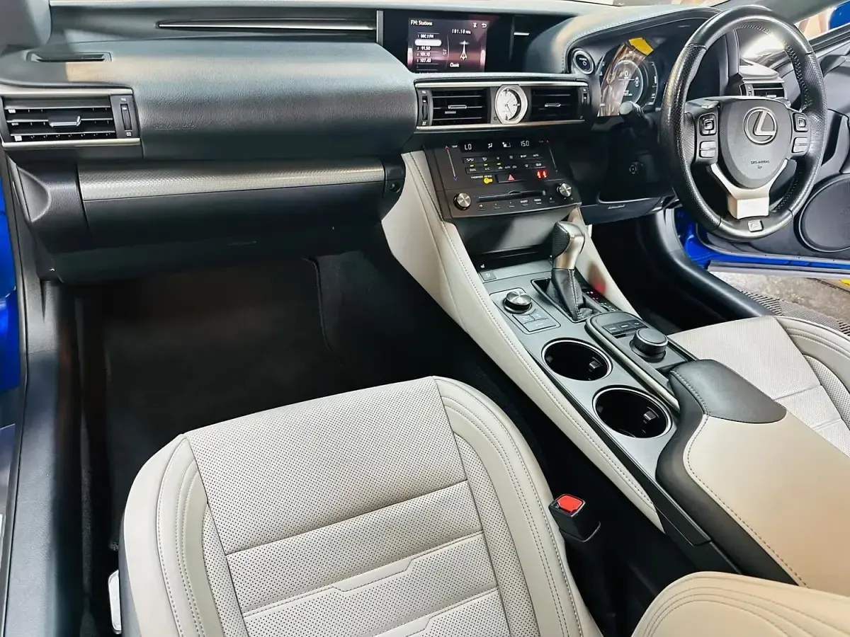 Used Lexus RC300h Sport Line 2018 Blue Coupe