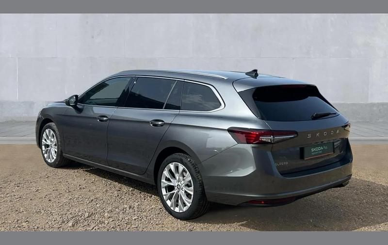 Used Skoda Superb SE L 150 HP (110 kW) 2025 Graphite grey metallic Estate