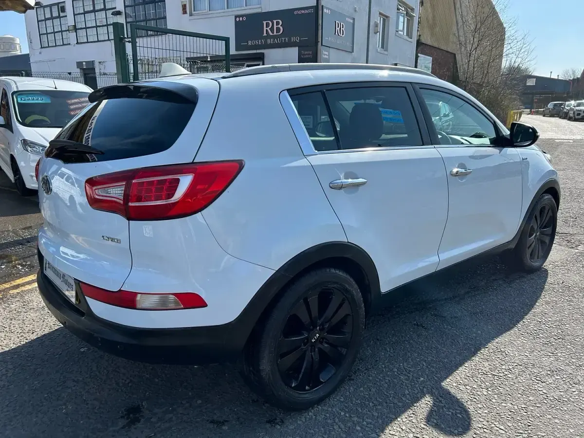 Used Kia Sportage 134 HP (98 kW) 2011 White SUV