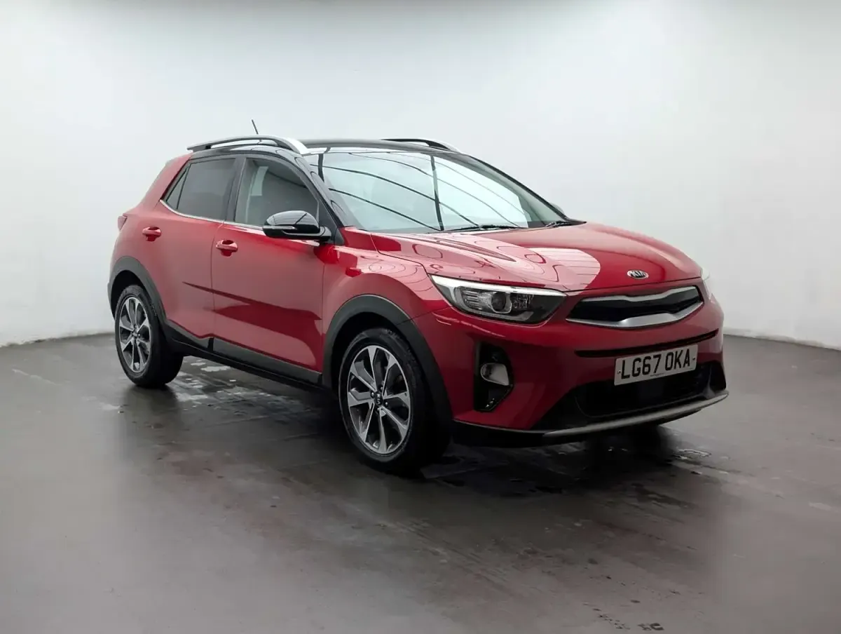 Używany Kia Stonic First Edition 108 KM (79 kW) 2017 Czerwony SUV