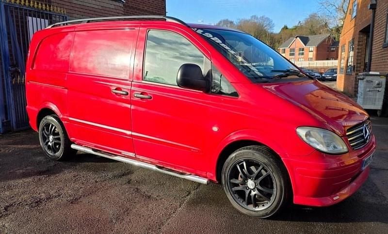 Used Mercedes Vito 204 HP (150 kW) 2009 Red Van